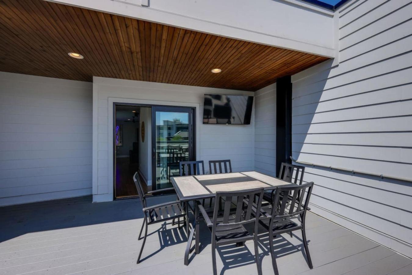 Two Townhomes Rooftop Lounges With Skyline Views Nashville Exterior photo